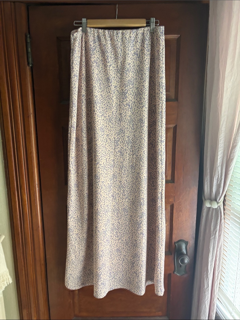 Women’s Cream Floral Midi Skirt